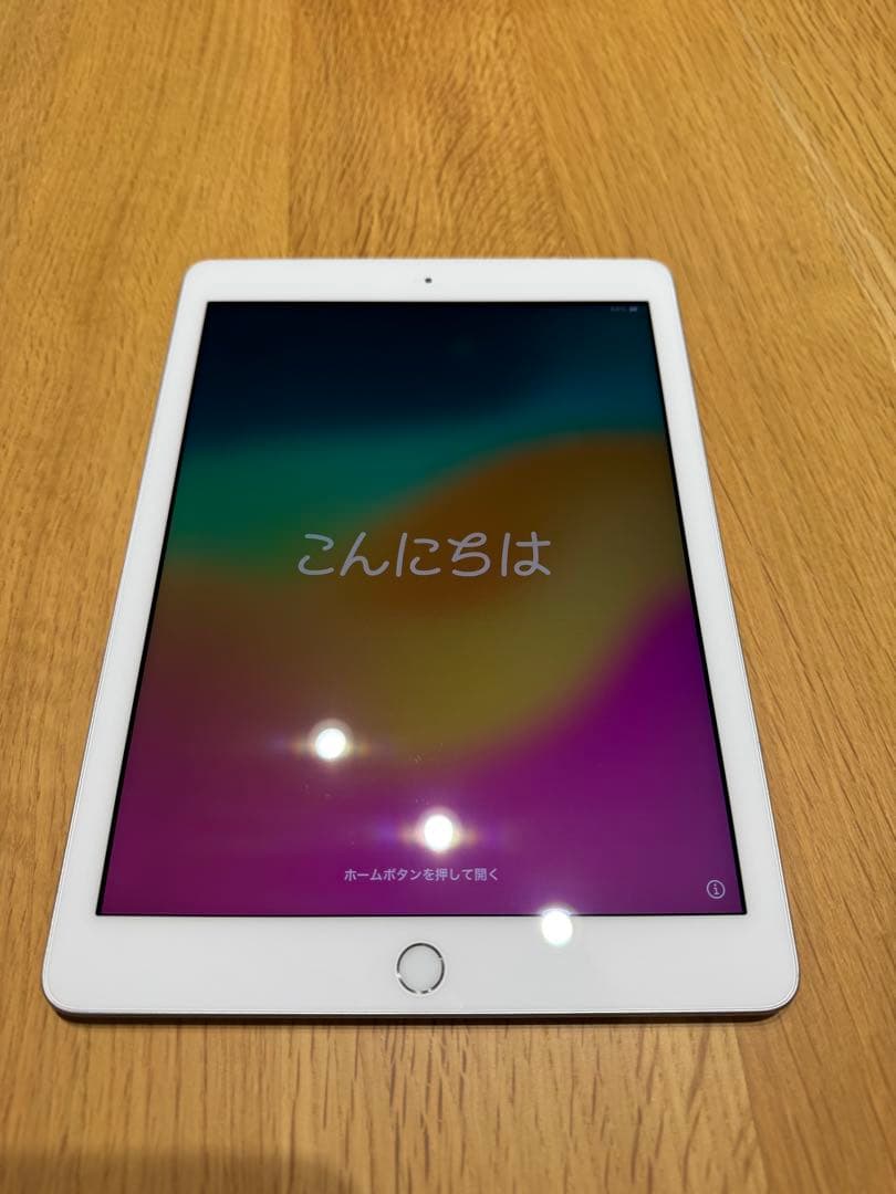 【中古】iPad 第6世代 Wi-Fiモデル 128GB シルバー