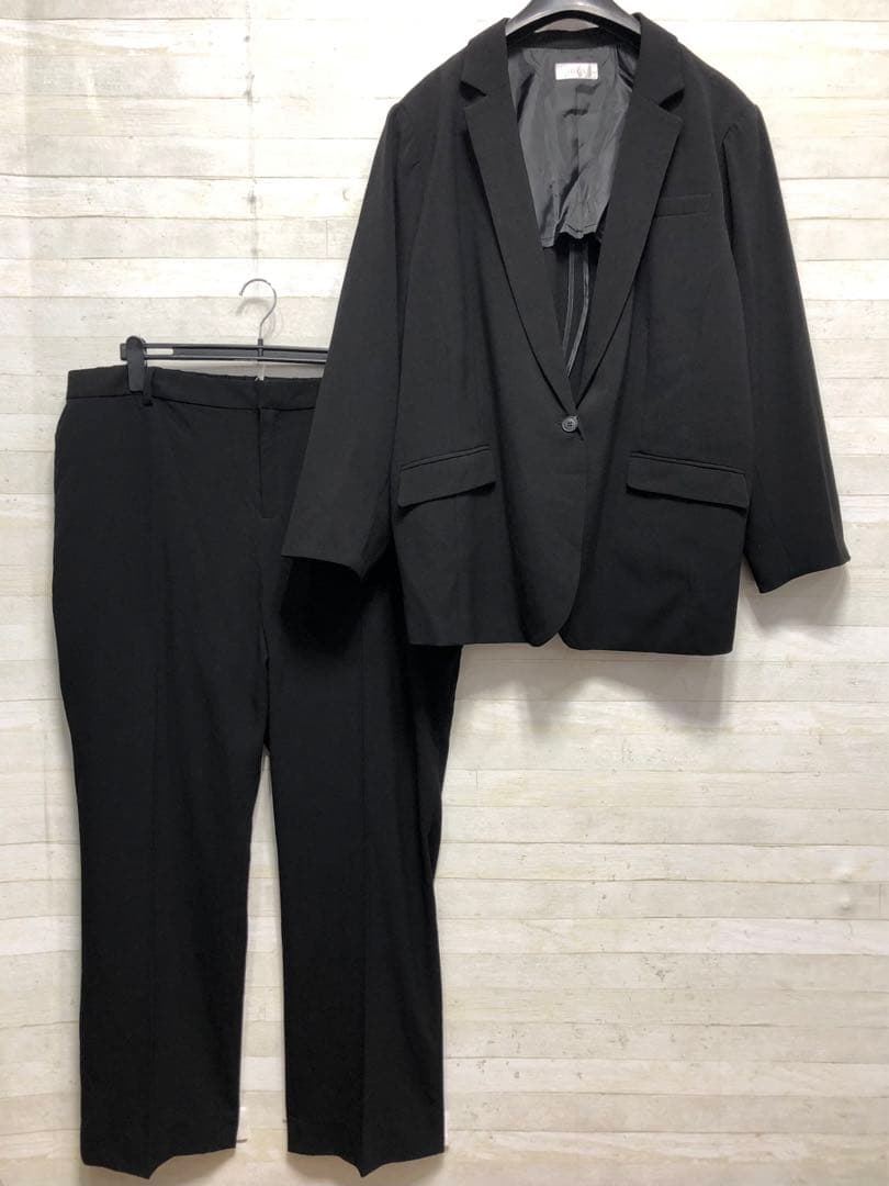 新品☆8Lストレートパンツスーツ黒無地ストレッチお仕事フォーマル〇G268