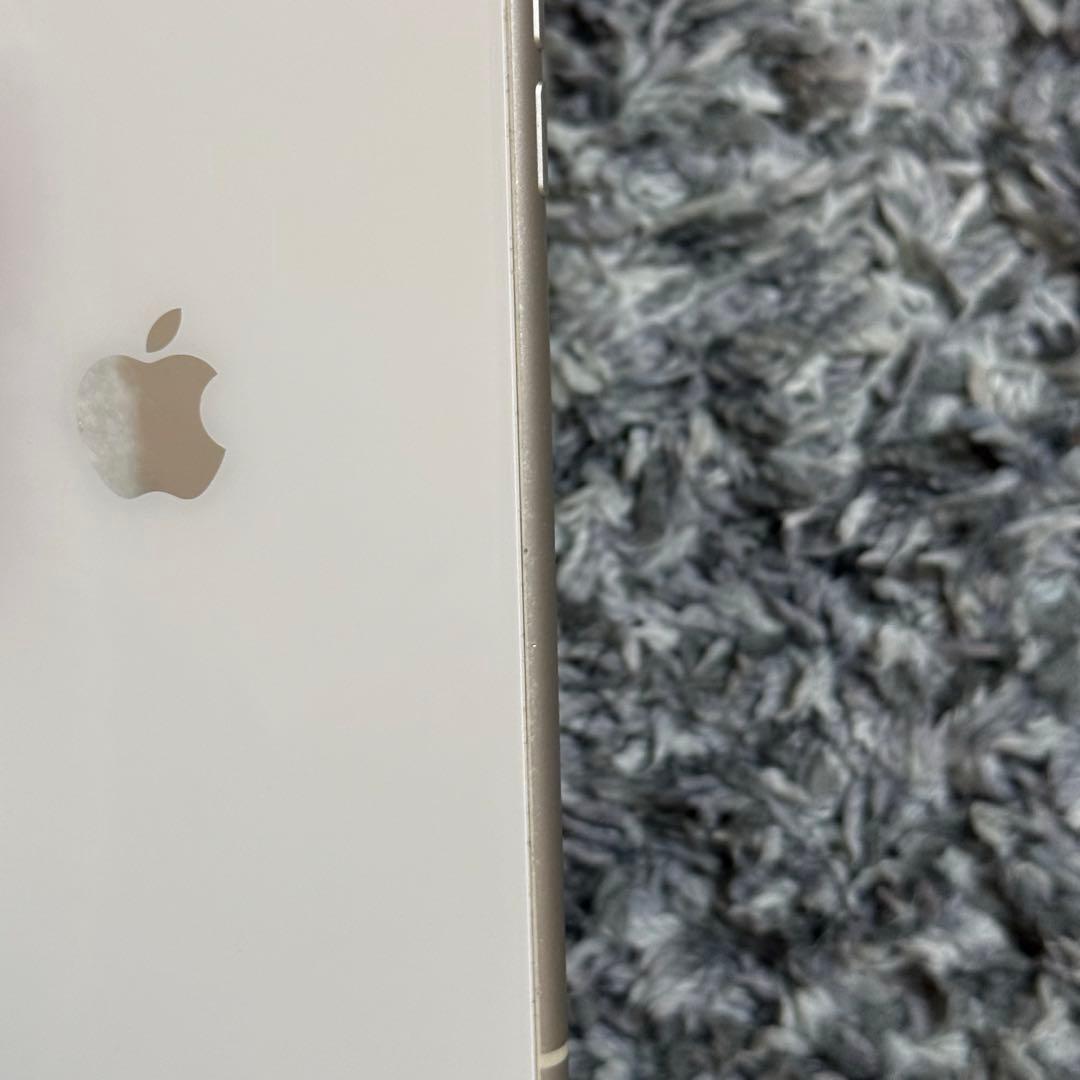 iPhone 11 ホワイト 128 GB au