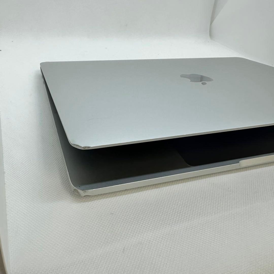 MacBook Pro 13インチ (M1, 2020) – シルバー