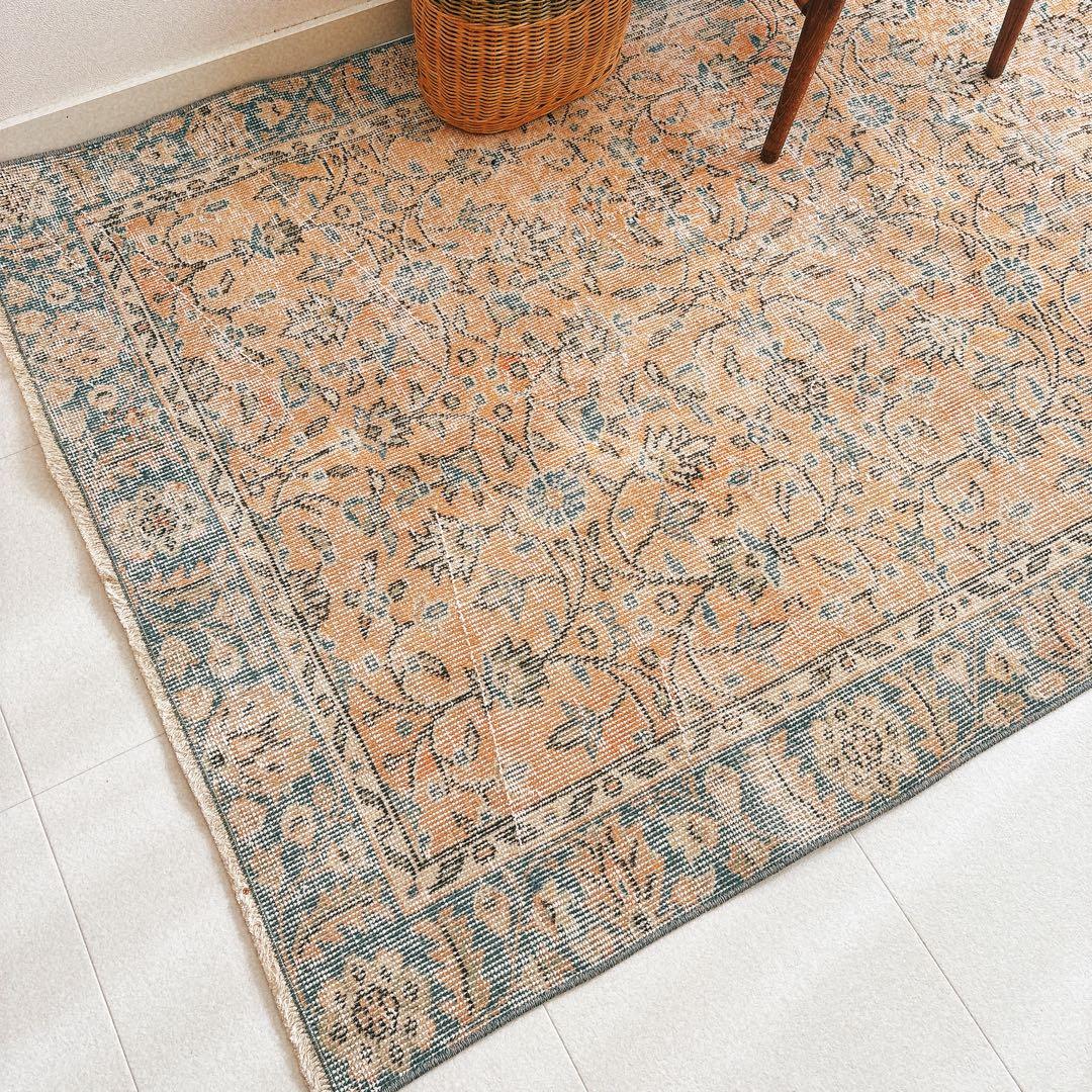 トルコ　ヴィンテージ ラグ オレンジ　ブルー　フローラル