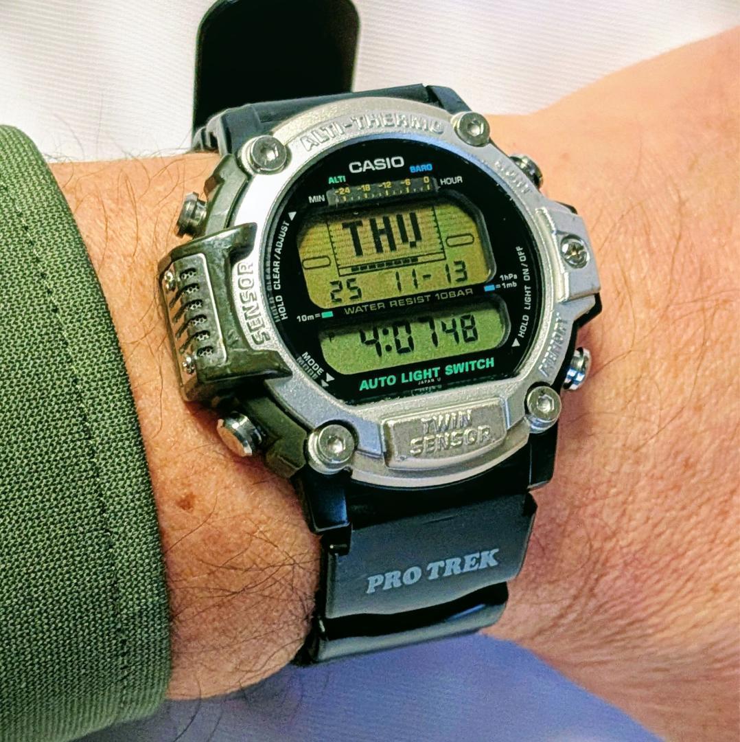 高機能 カシオ メンズ腕時計プロトレックPRO TREK 高度・気圧・温度計測