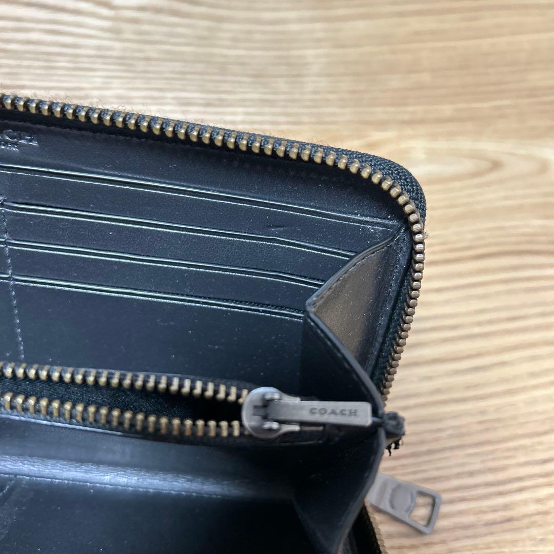 コーチ　ウォーターバッファロー　ラウンドジップロングウォレット