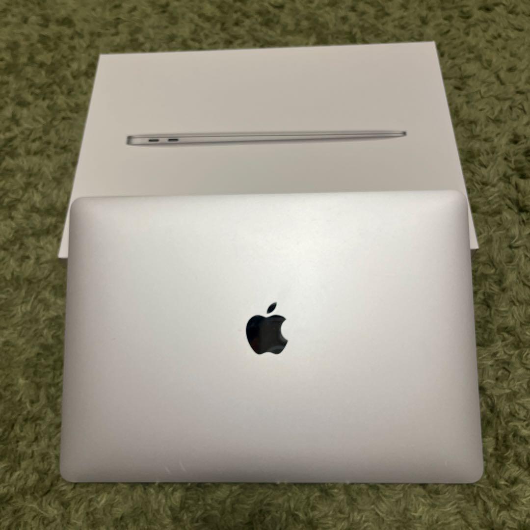 Apple MacBook Air 13インチ 256GB シルバー