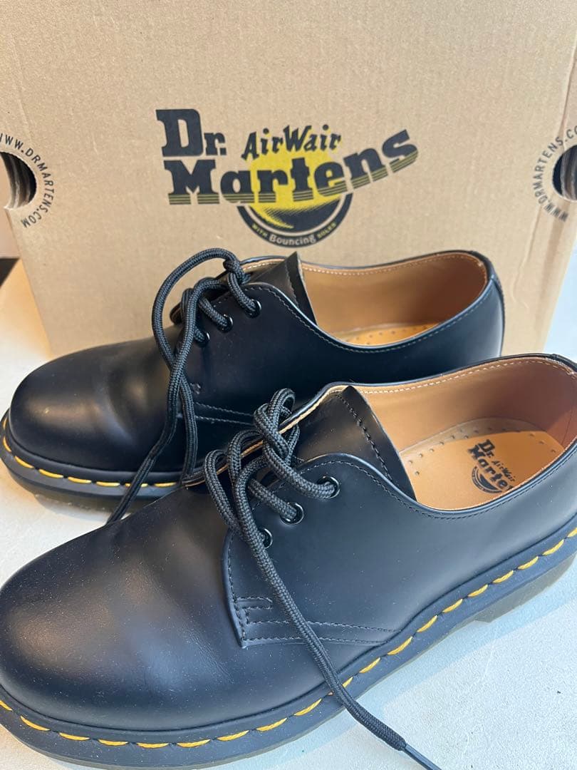 【新品未使用】Dr. Martens レースアップシューズ　定価23100円