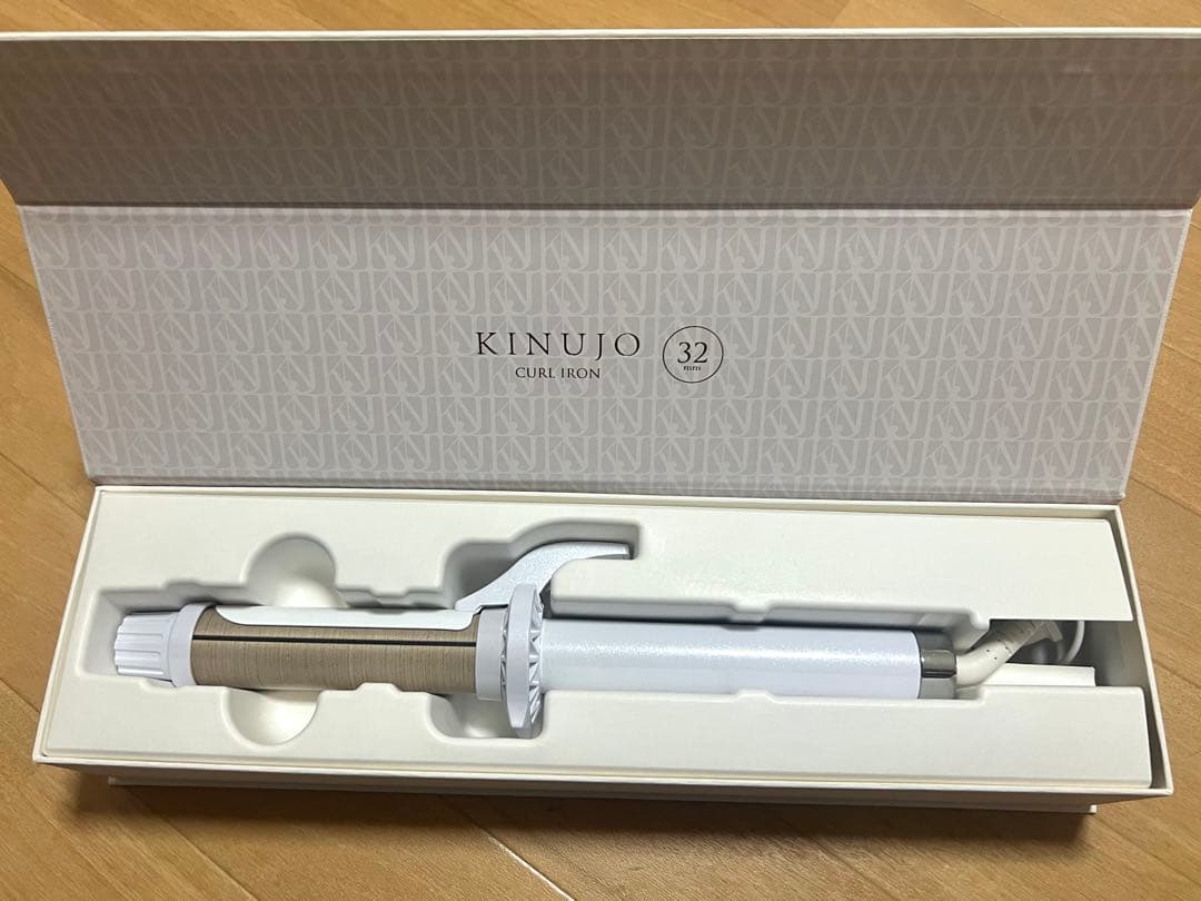 絹女 KINUJO カールヘアアイロン 32mm