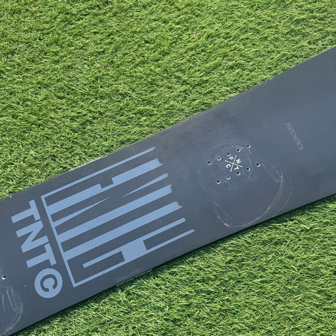 FNTC TNTC 143cm スノーボード