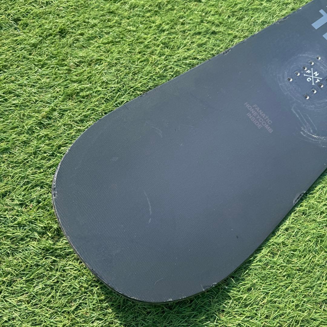 FNTC TNTC 143cm スノーボード