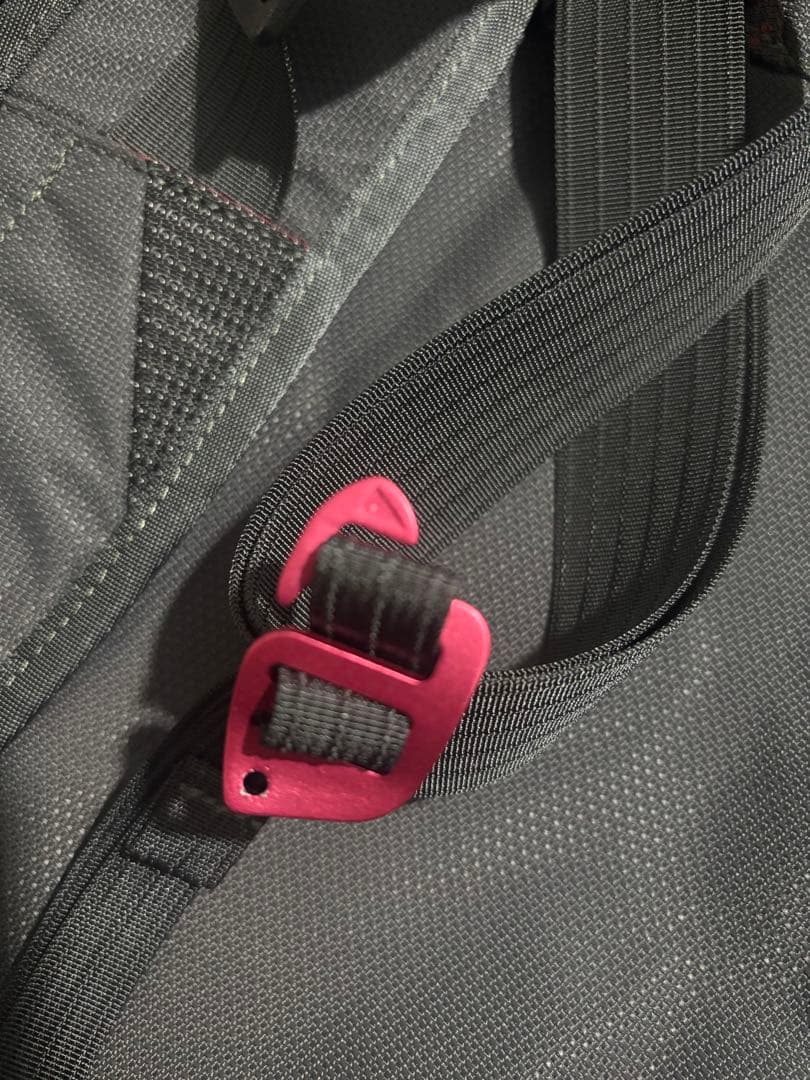 バッグ KLATTERMUSEN gaut messenger bag