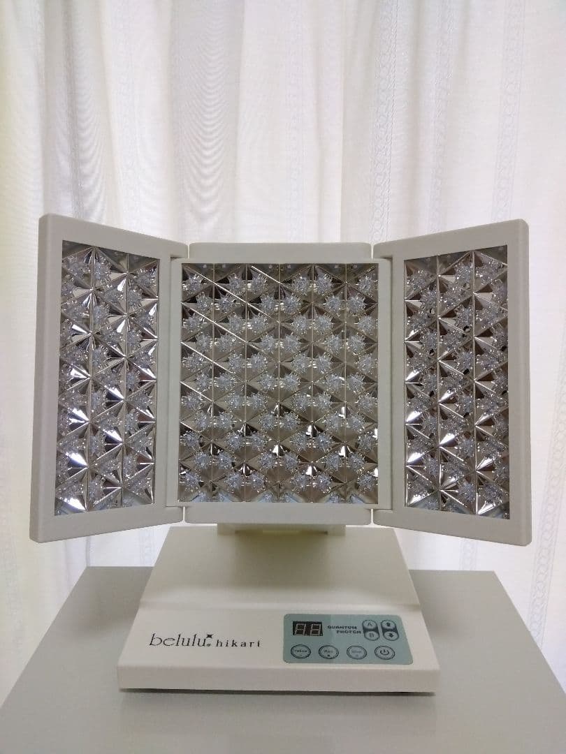 belulu hikari フォトフェイシャル 光美顔器