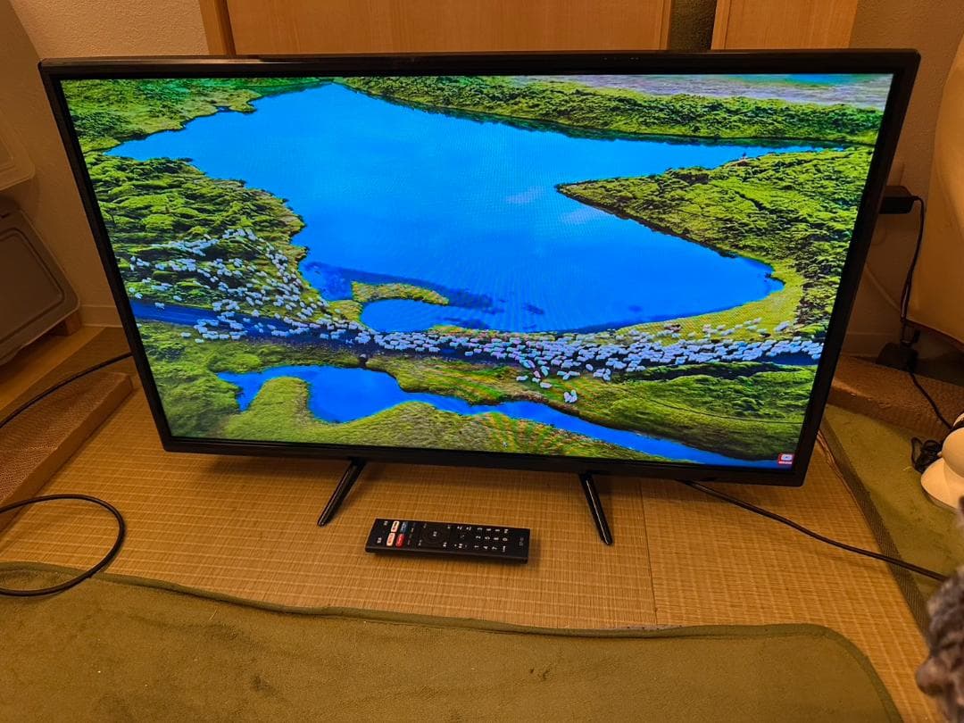 ASTEX　32型 チューナーレス テレビ AI-32TLS　Netflix可！