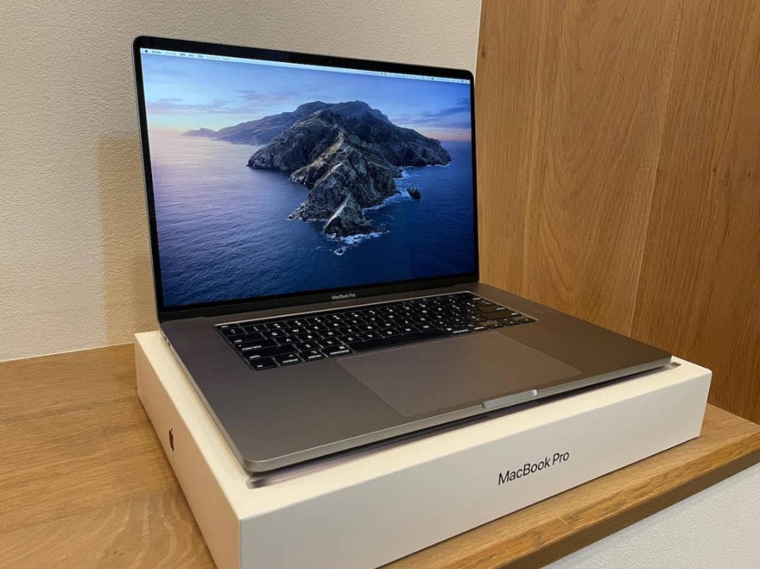 MacBook Pro グレイUS Core i9 64GB 8TB