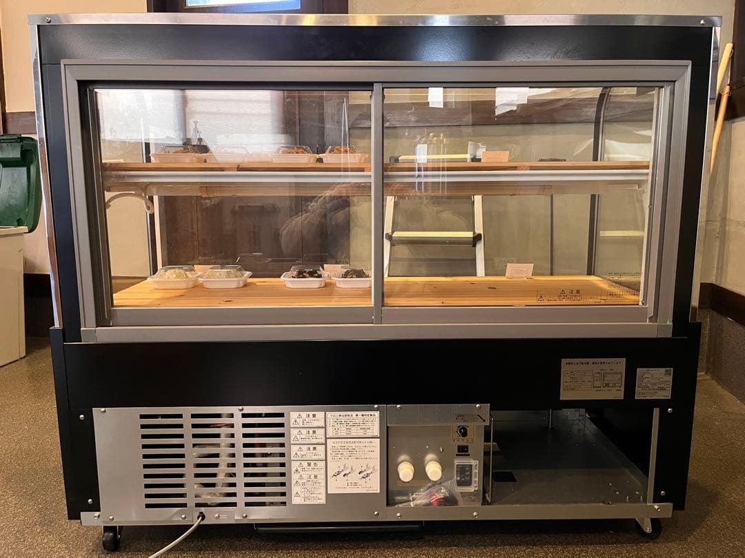 美品 2022年 サンデン 冷蔵ショーケース TSR-B120X-D