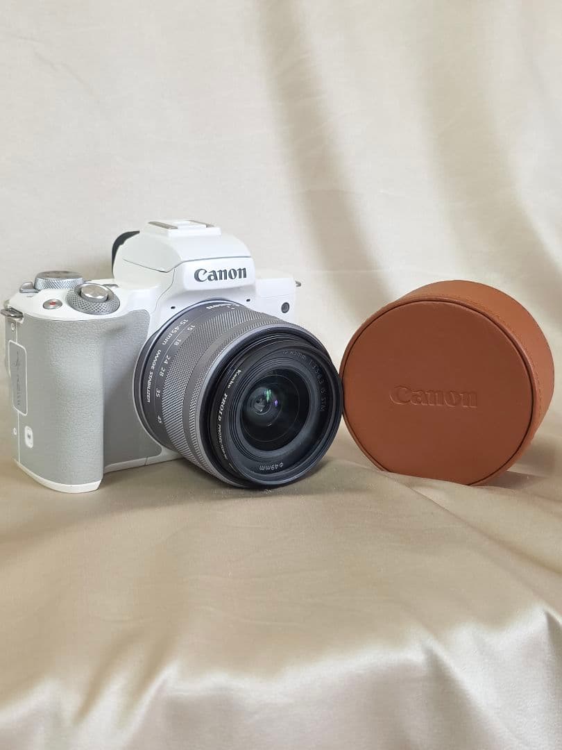 ★レンズ3本★Canon EOS Kiss M ミラーレスカメラ