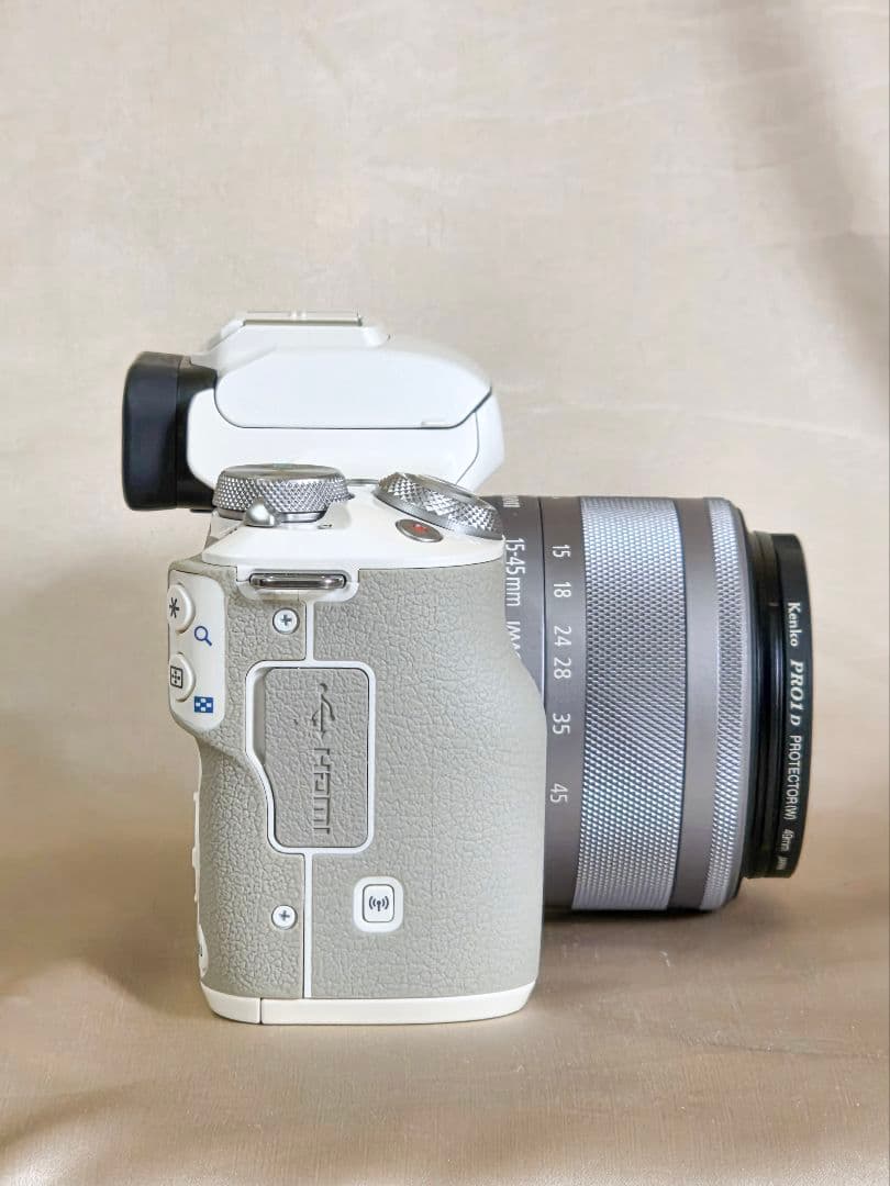 ★レンズ3本★Canon EOS Kiss M ミラーレスカメラ