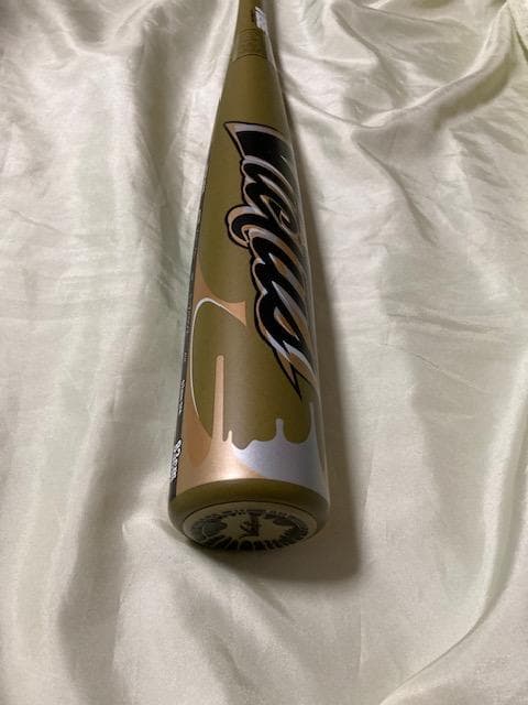未使用 ヴィクタス VIBE 軟式金属バット 83cm 672ｇ