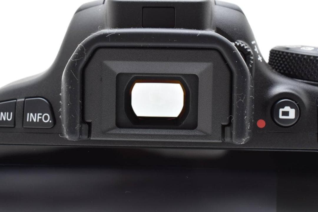 ■ 美品 ■ キャノン　Canon EOS Kiss X7 ダブルズーム 293