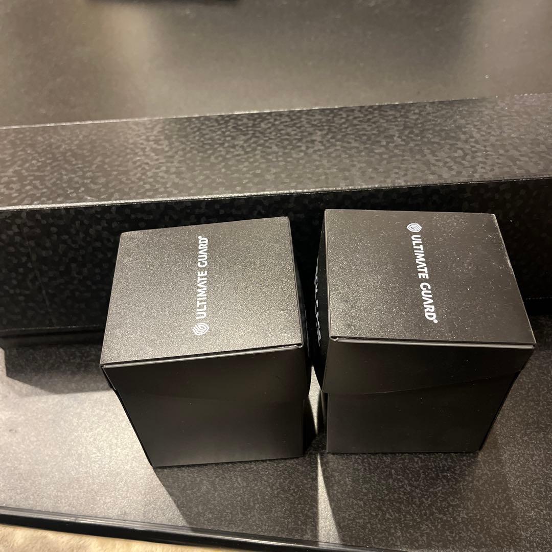 ULTIMATE GUARD 小型カードボックスとレアカードセット