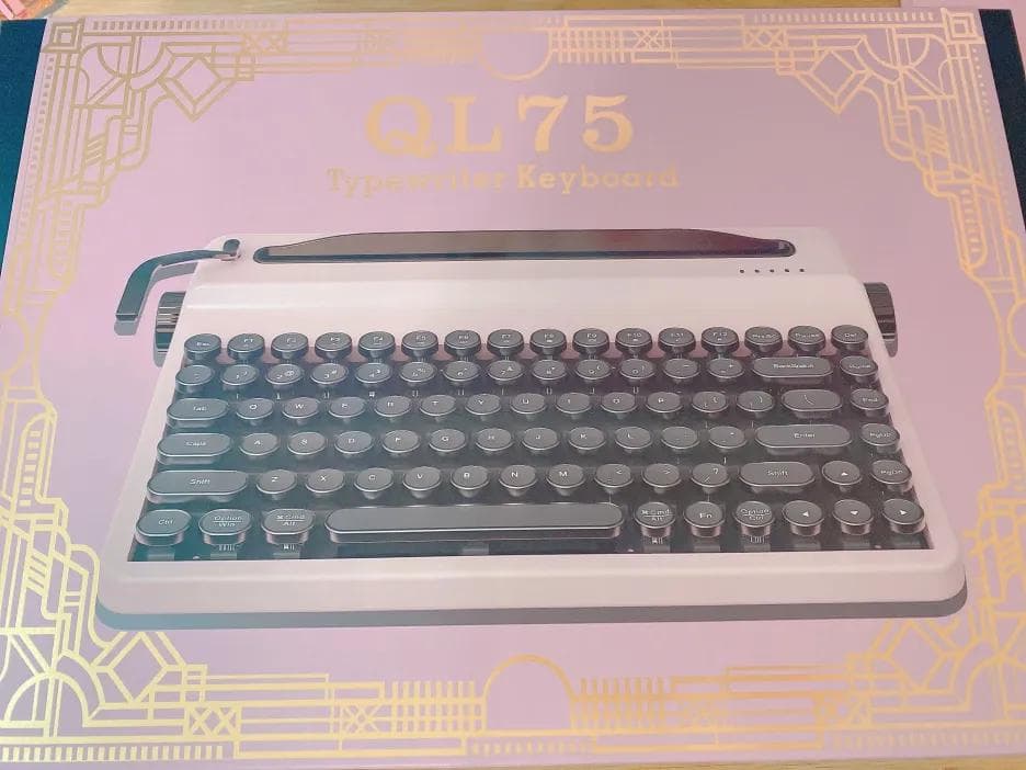 タイプライター風 キーボード ピンク