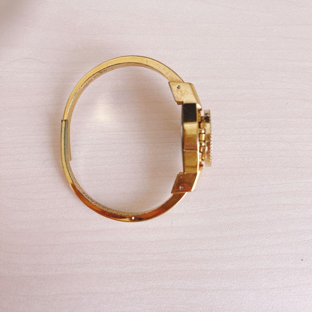 ANDRE MOUCHE スイス製 腕時計