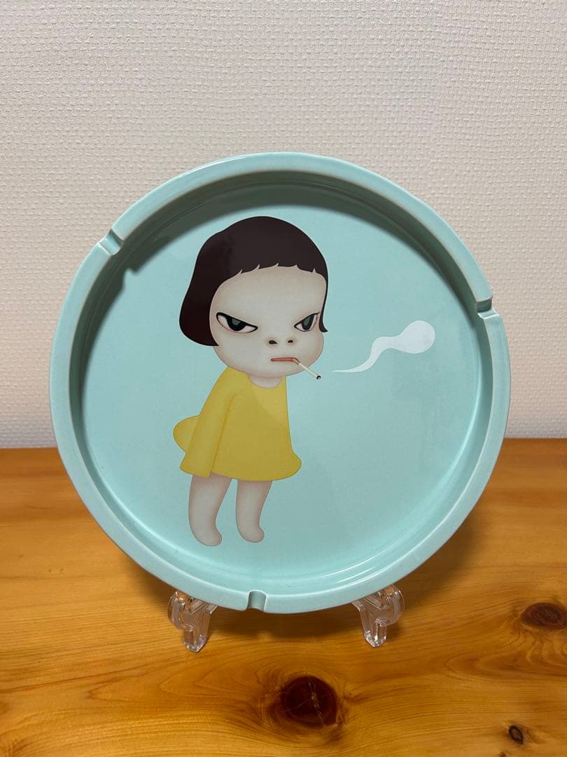 奈良美智　灰皿