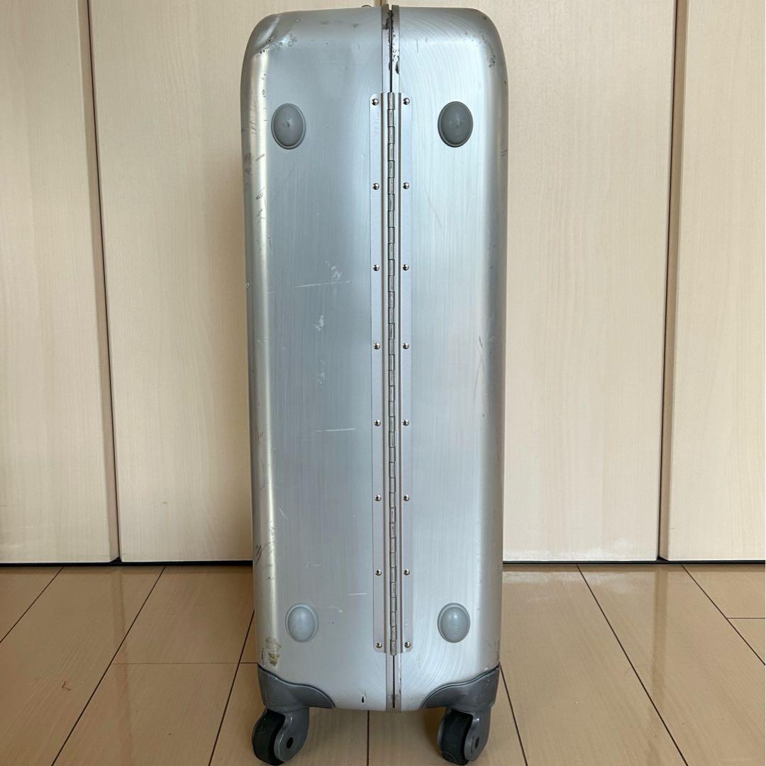 ZERO HALLIBURTON ゼロハリバートン 4輪大型スーツケース