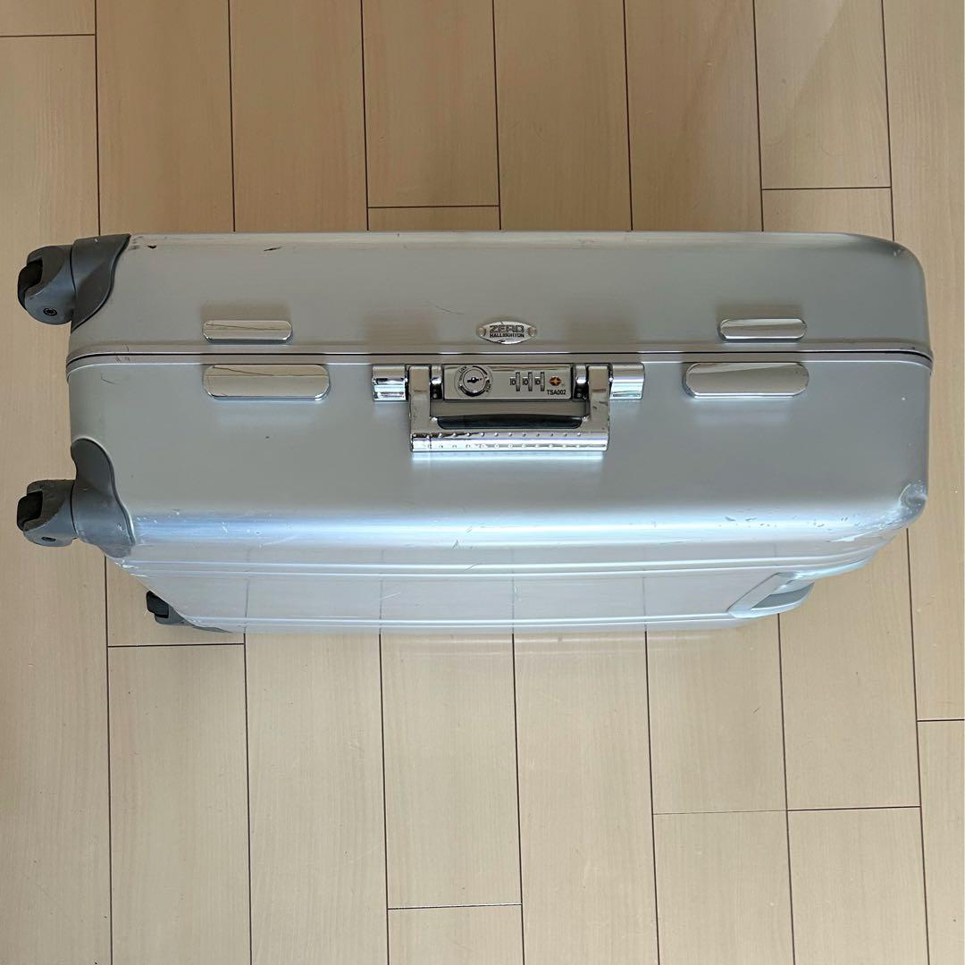 ZERO HALLIBURTON ゼロハリバートン 4輪大型スーツケース