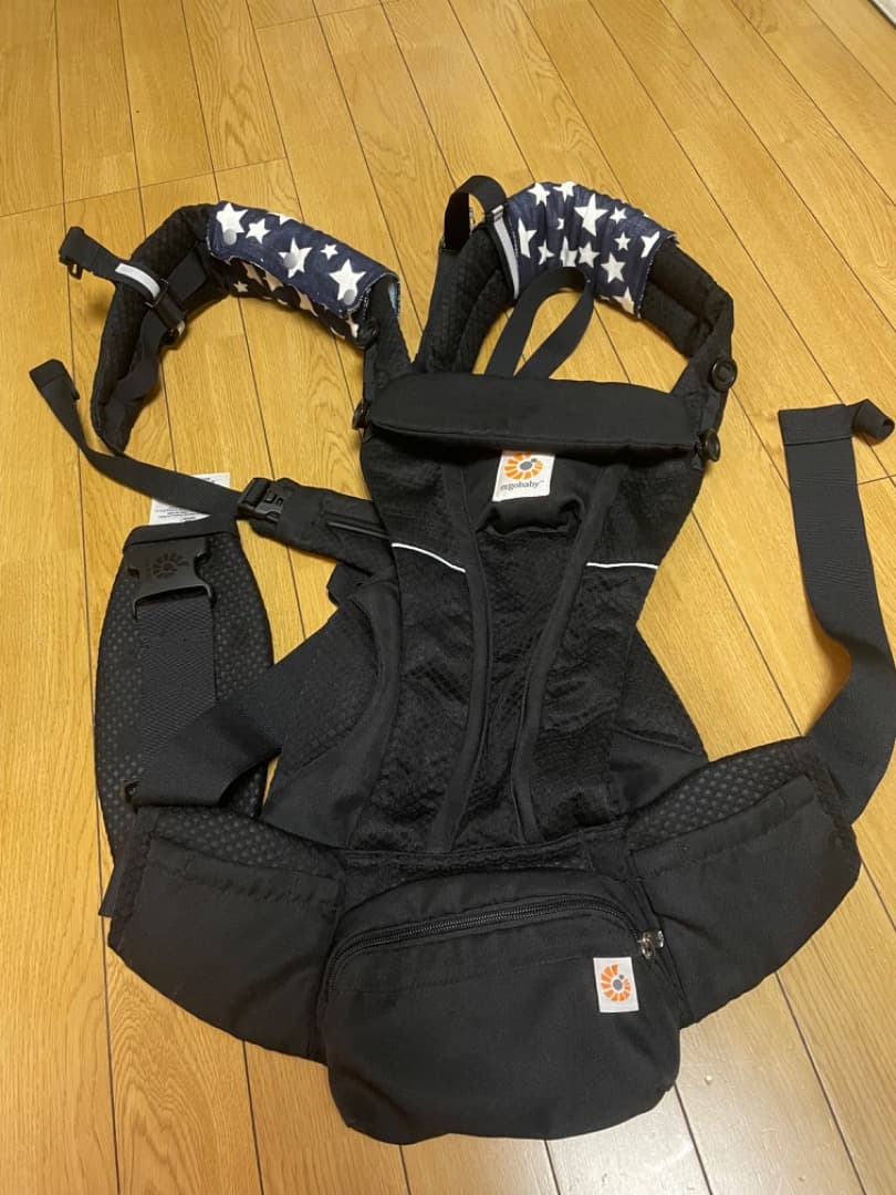 エルゴベビー 抱っこひも 黒 星柄