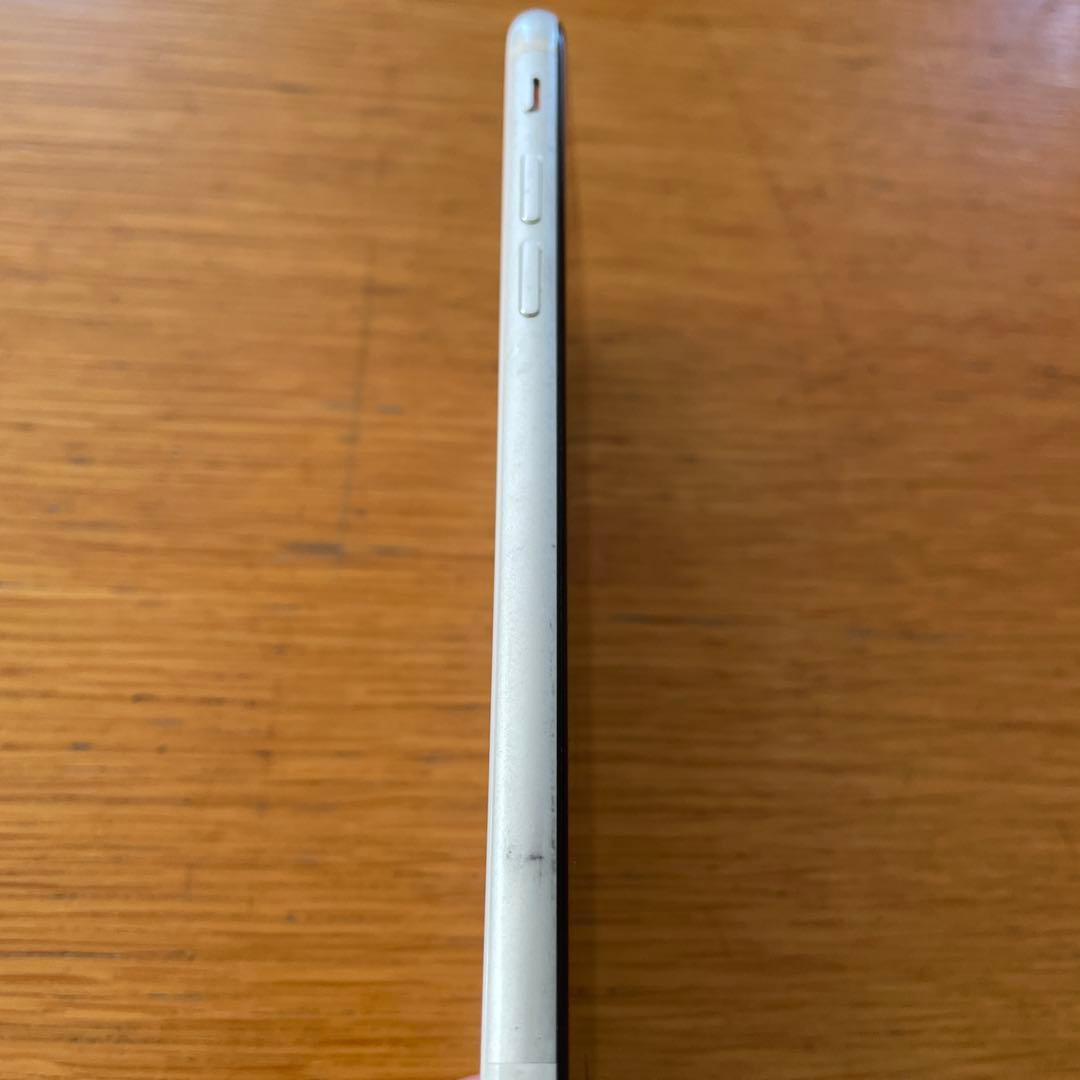 Apple iPhone se第2世代 ホワイト 本体