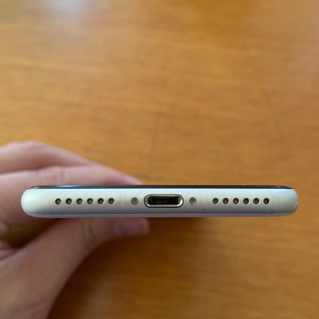 Apple iPhone se第2世代 ホワイト 本体