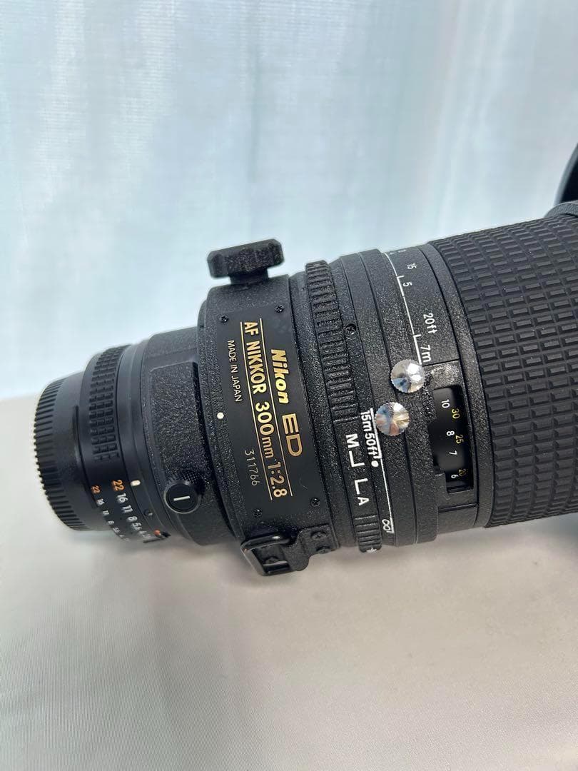初代　Nikon ED AF NIKKOR 300ｍｍ F2.8 フード付