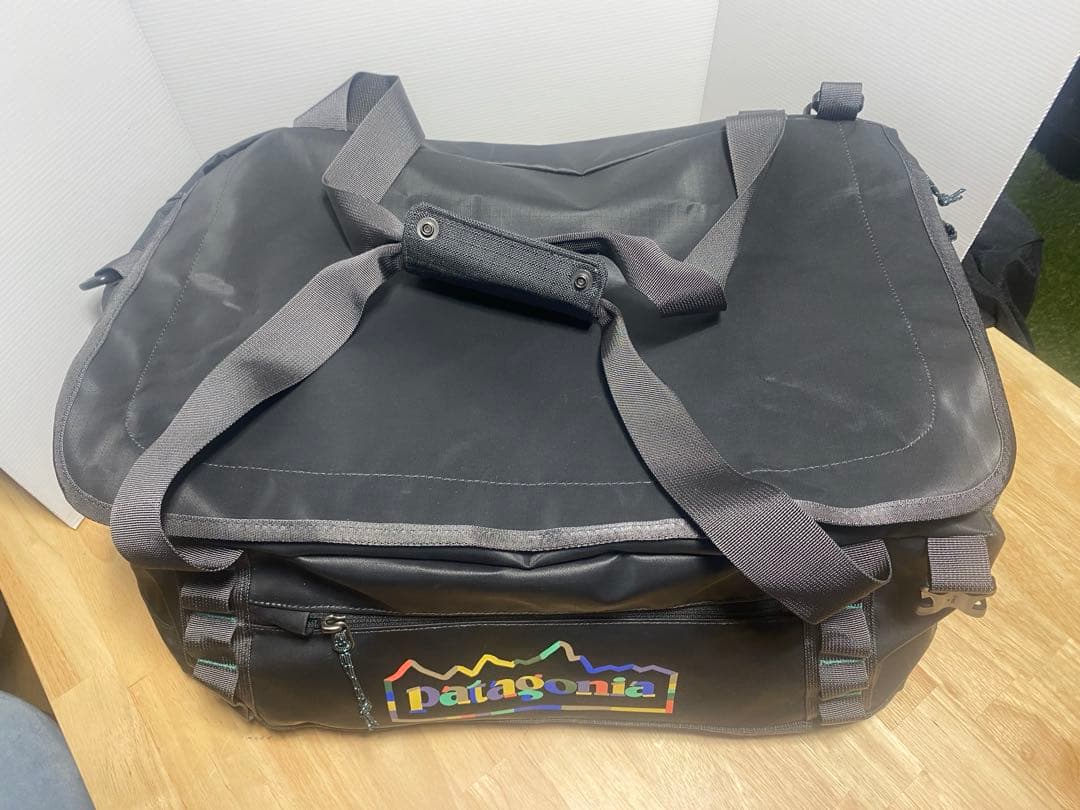 パタゴニア　ブラックホールダッフル　40Ｌ
