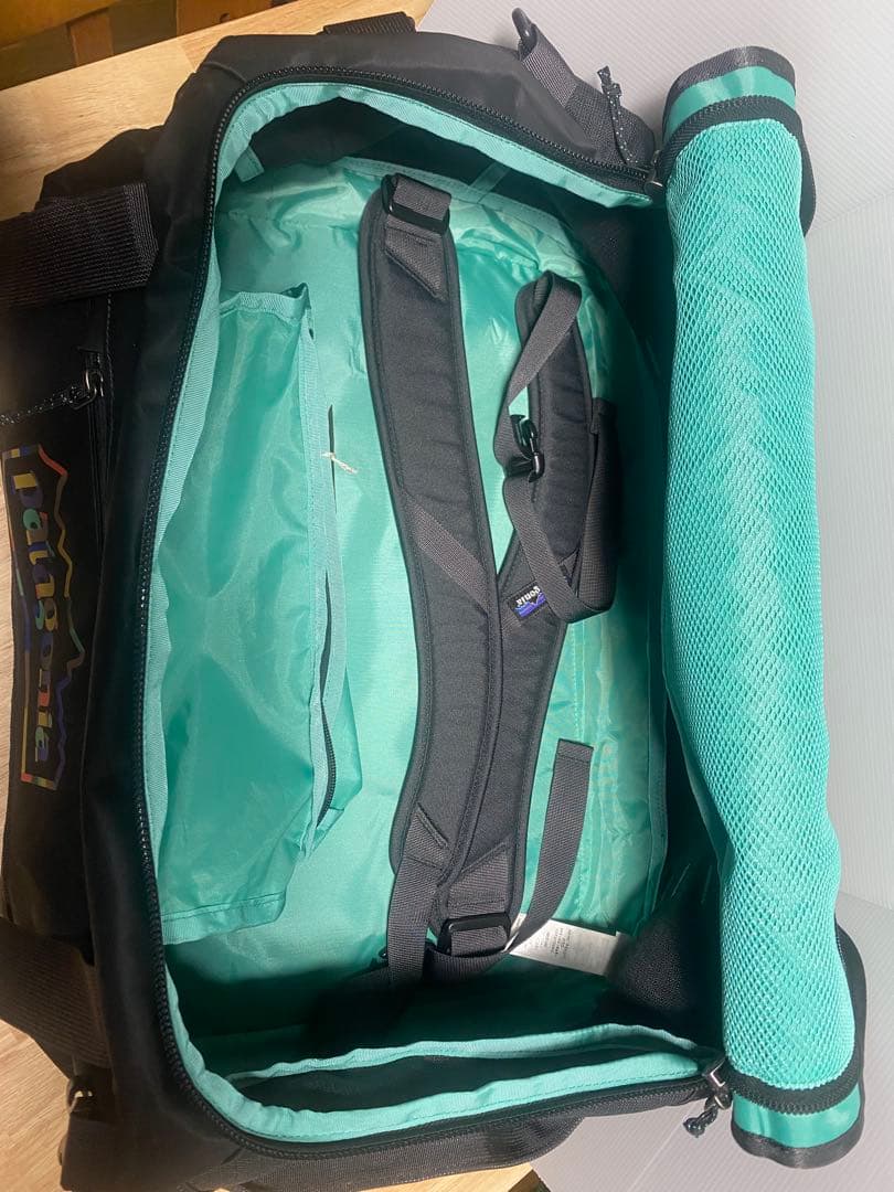 パタゴニア　ブラックホールダッフル　40Ｌ