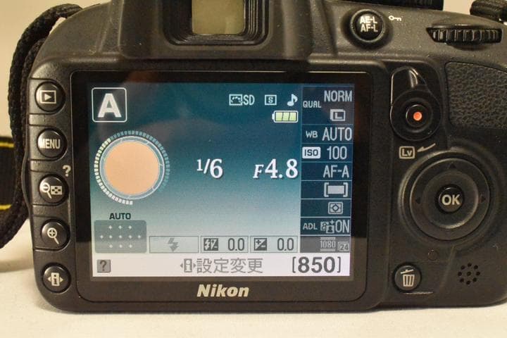 【美品】ニコン Nikon D3100 ブラック デジタル一眼レフカメラ