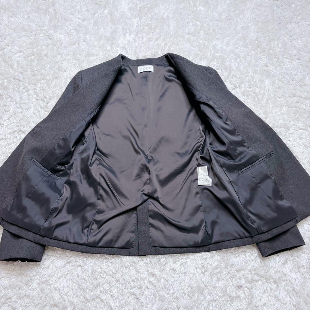 未使用級 プラステ ウォームリザーブパンツスーツ ノーカラー ワイドパンツ