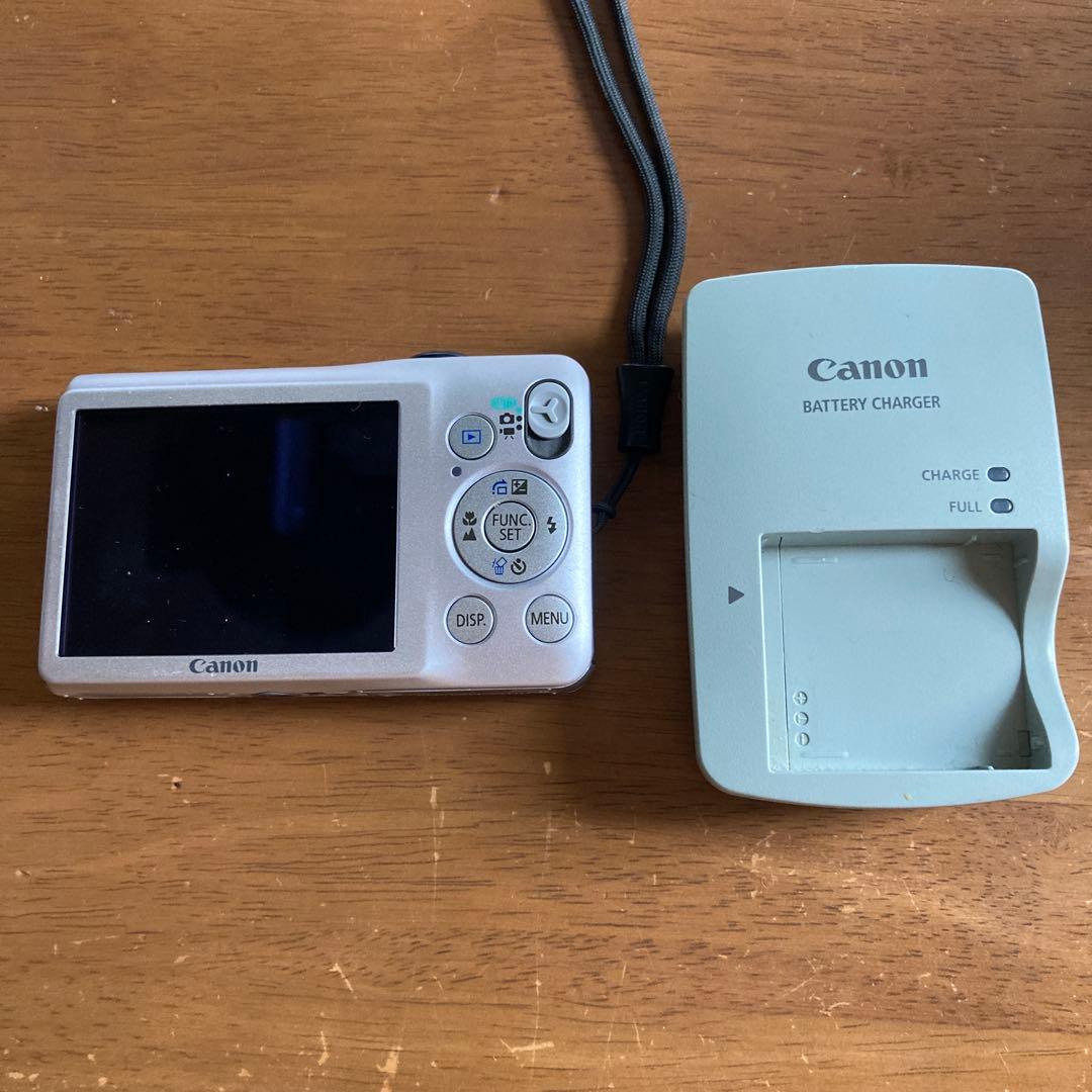 Canon IXY デジタルカメラ 本体とバッテリーチャージャー