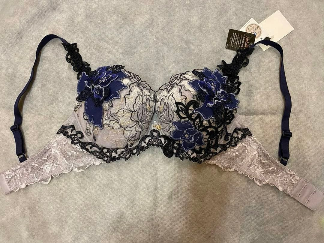 サルート39グループ　アテナ　ブラ＋ショーツ+ガーターセット