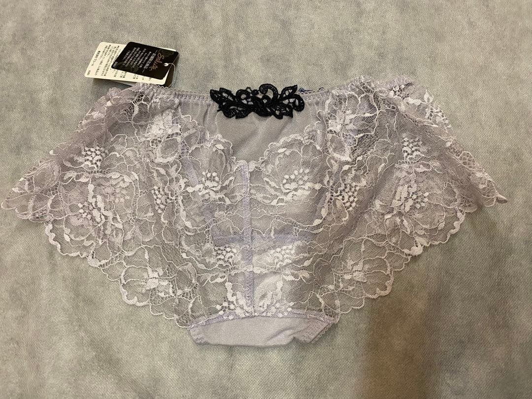 サルート39グループ　アテナ　ブラ＋ショーツ+ガーターセット