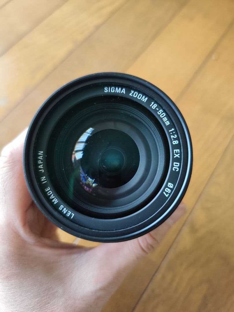 SIGMA 18-50mm EX DC　f2.8