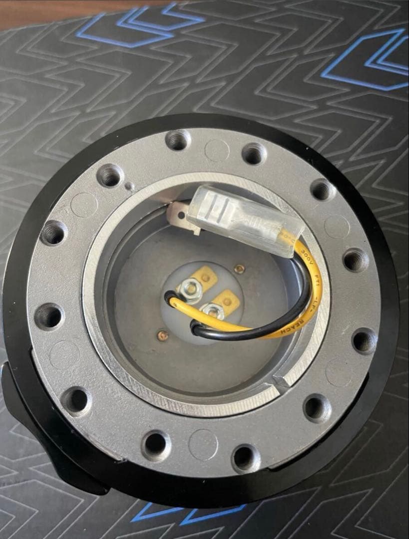 NRG Innovations SRK-400BK ステアリングボスキット