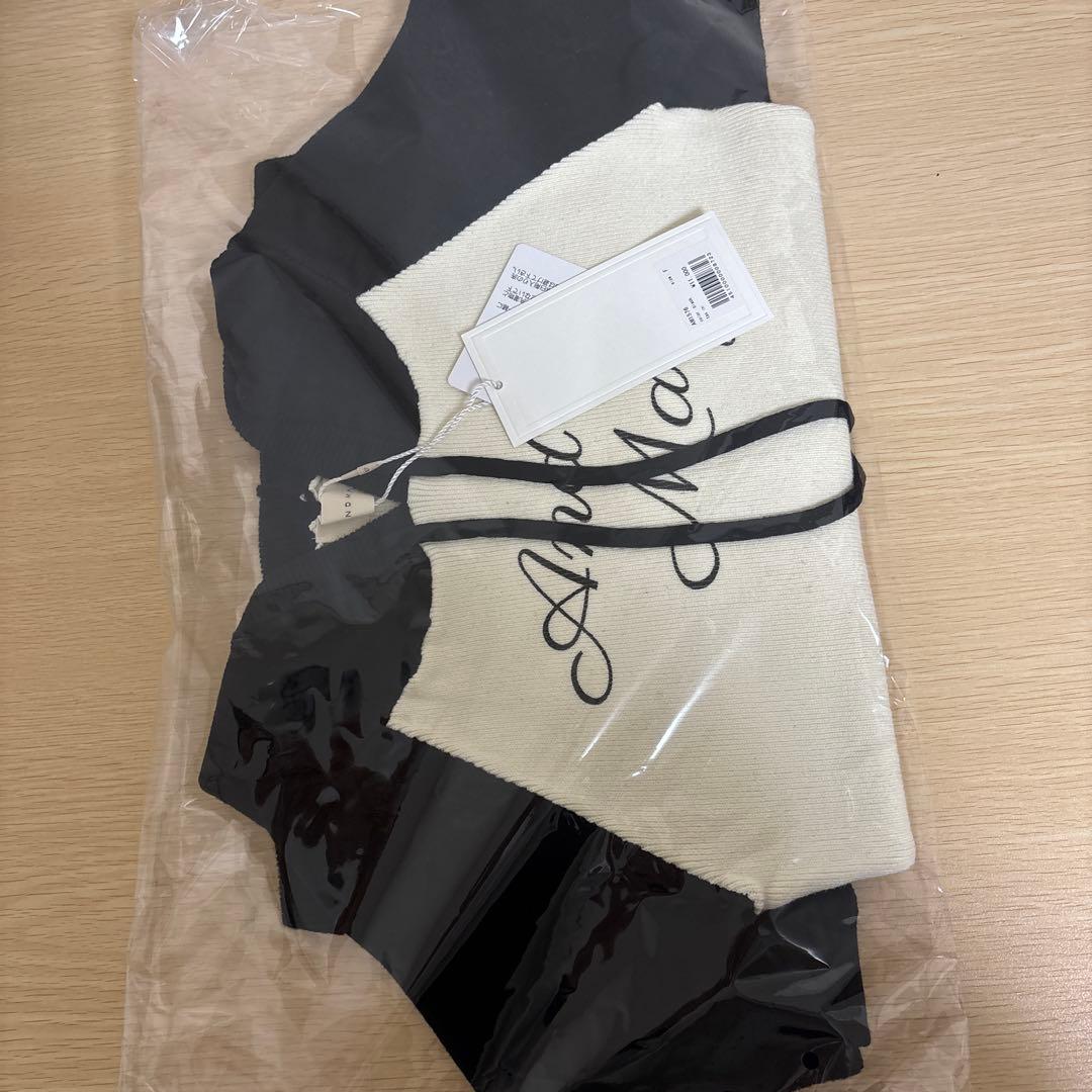 Letter mary logo tops　BK　andmary