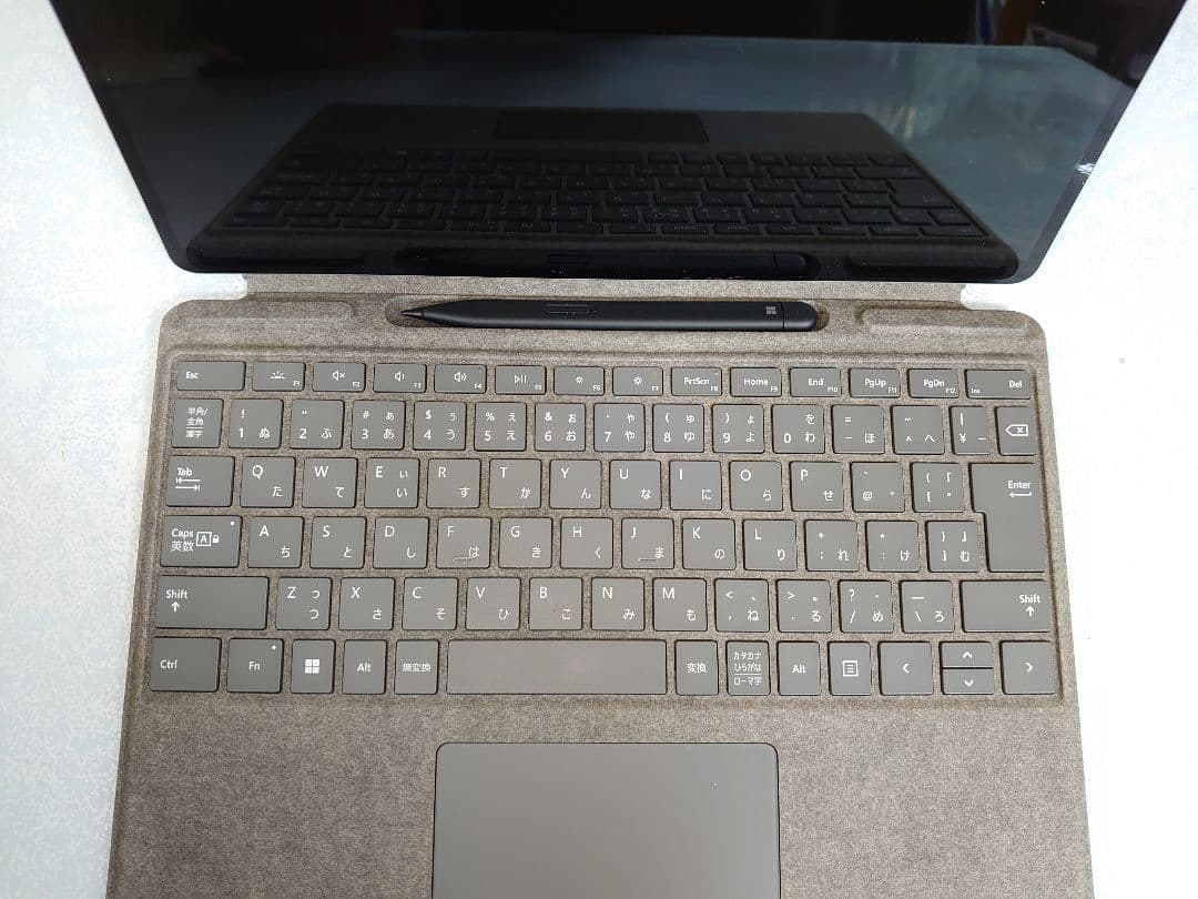 【美品】Microsoft Surface pro8 本体＋キーボード＋ペン