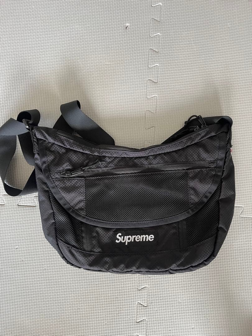 【早いものガチ】Supreme22SS Small Messenger Bag