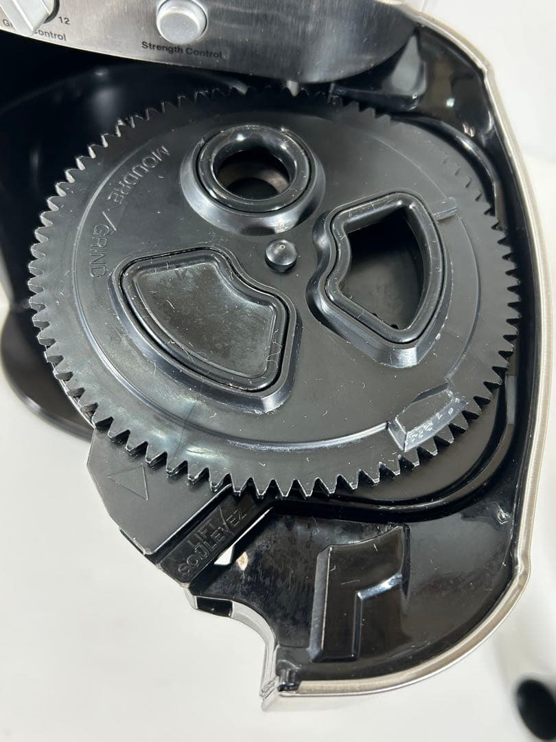 2021年製 クイジナート 全自動コーヒーメーカー DGB-900PCJ2