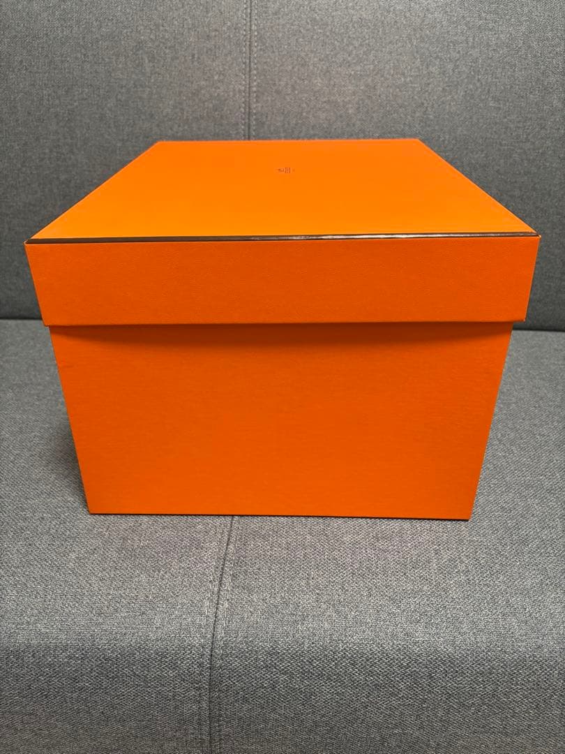 エルメス　箱と紙袋とリボンのみ　オレンジボックス　ピコタンmm 22 ラッピング