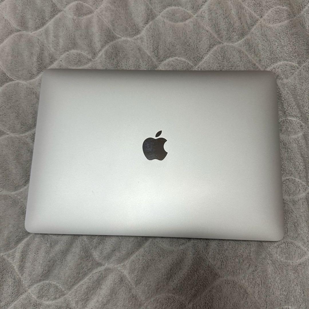 MacBook本体 Apple MacBook Air 13