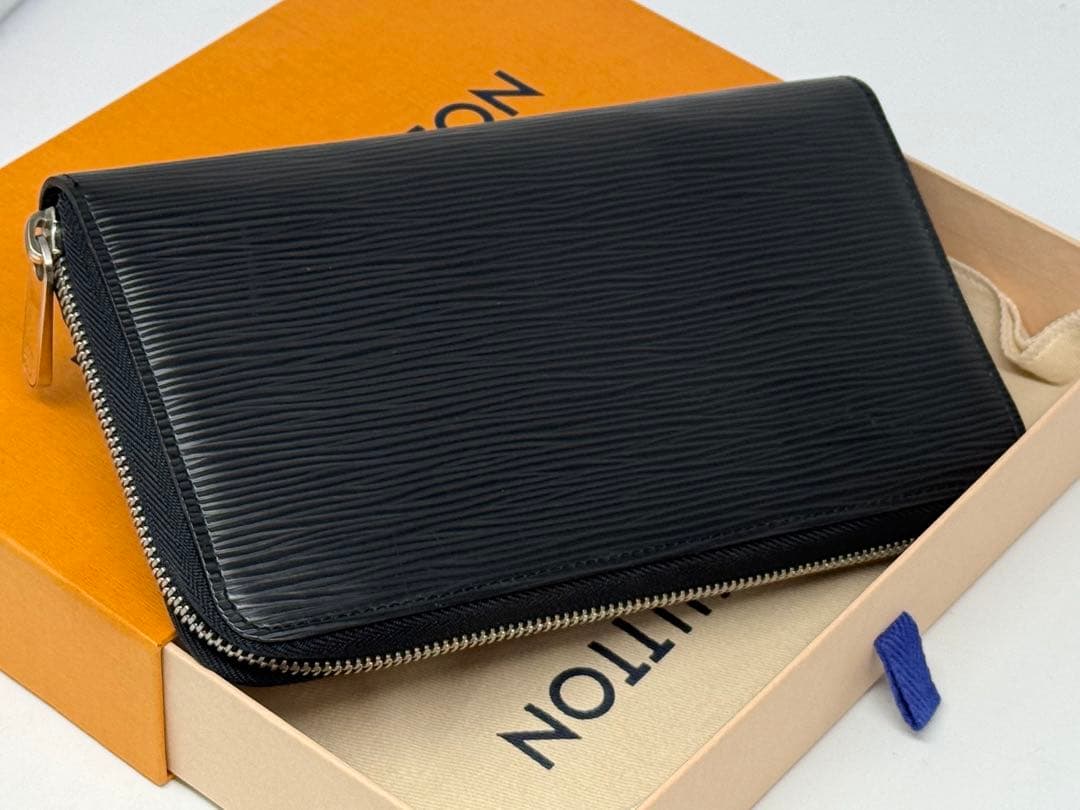 極美品！ルイヴィトン　エピ　ジッピーオーガナイザー　ブラック