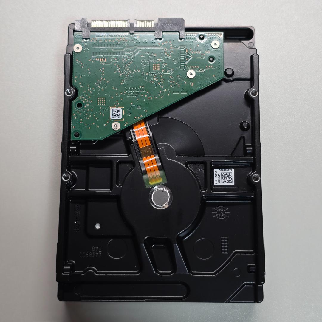 Seagate Barracuda ST8000DM004 8TB ②