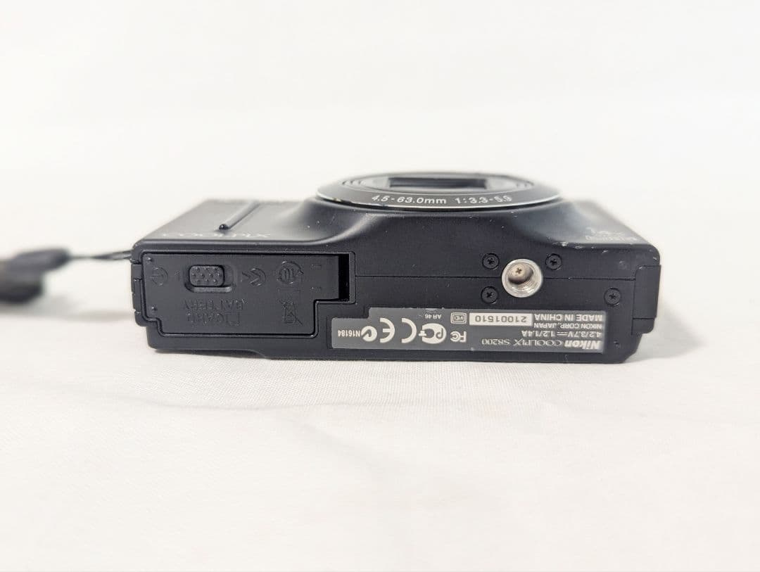 Nikon COOLPIX S8200 コンパクトデジタルカメラ