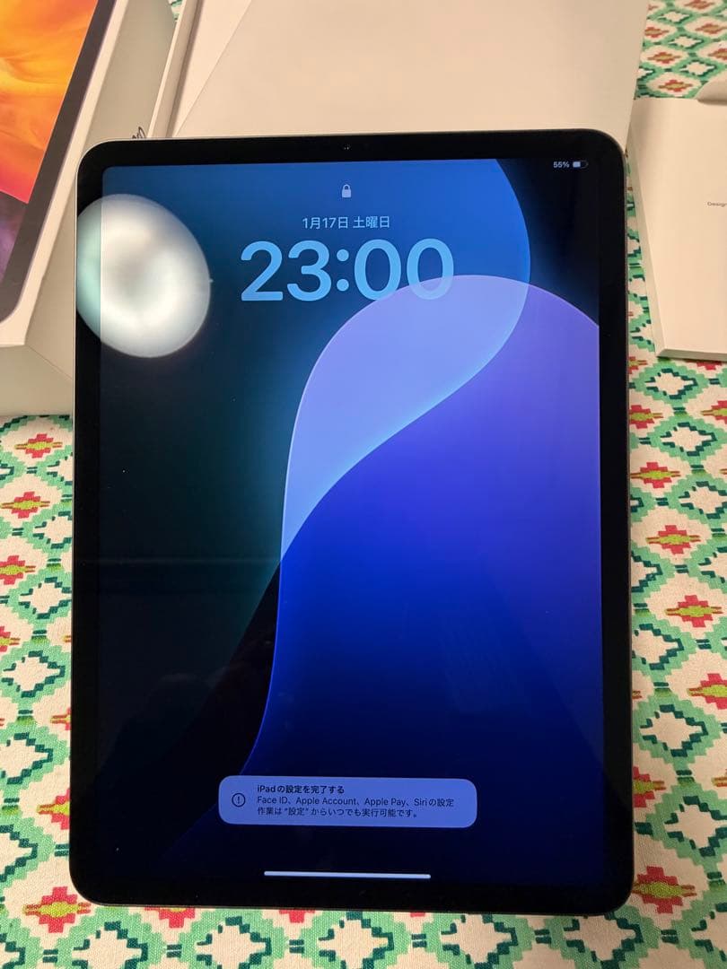 【極美品】iPad Pro 11インチ(第２世代) 256GB WiFiモデル